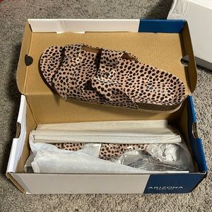 Arizona Cheetah slide shoes